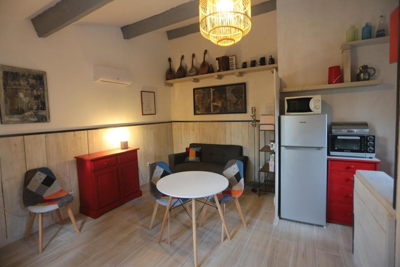 Vila Luberon Des Artistes 2 Apt Exteriér fotografie