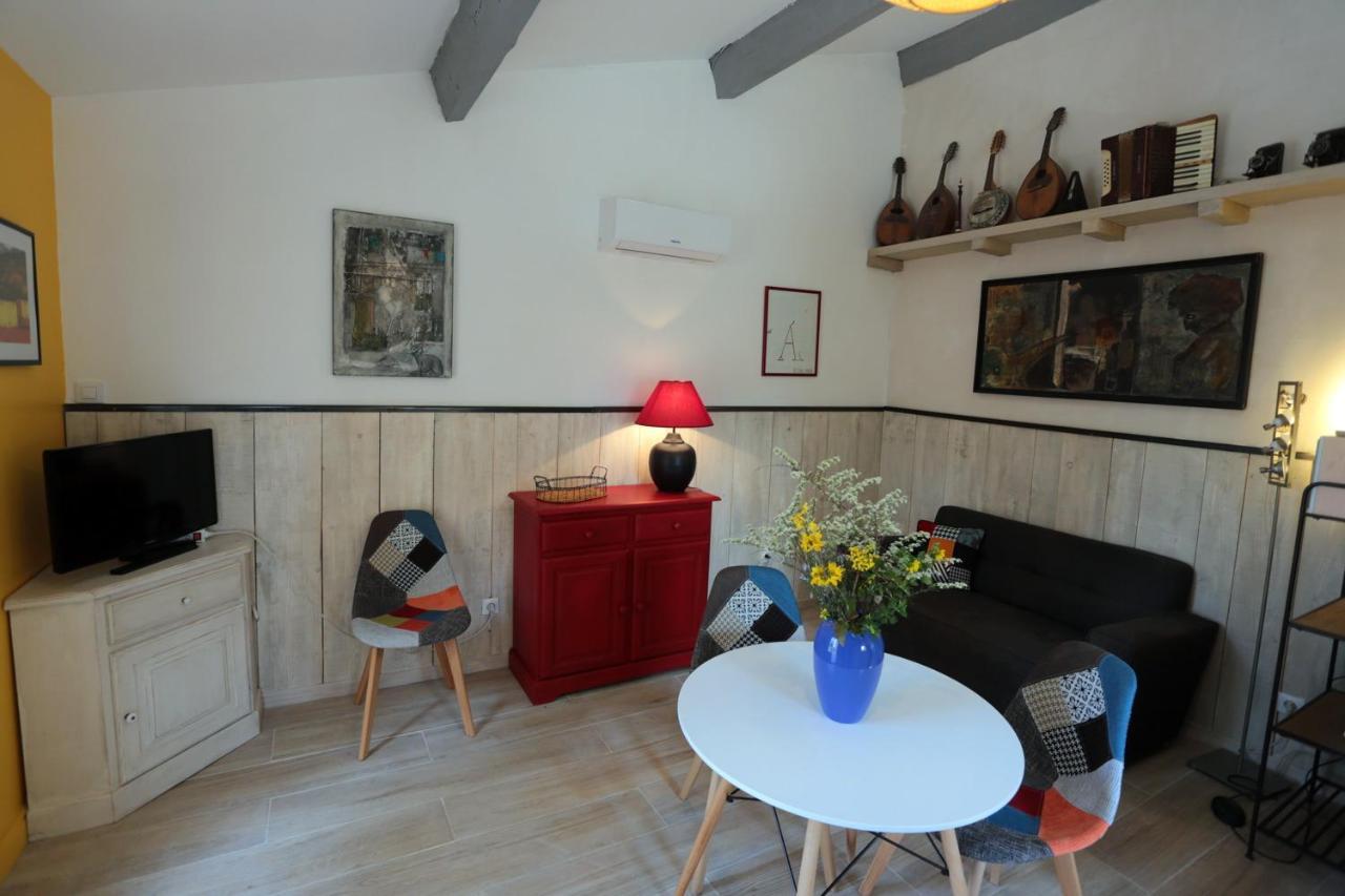 Vila Luberon Des Artistes 2 Apt Exteriér fotografie