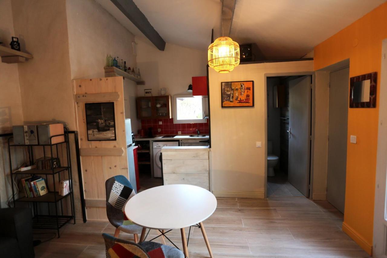 Vila Luberon Des Artistes 2 Apt Exteriér fotografie